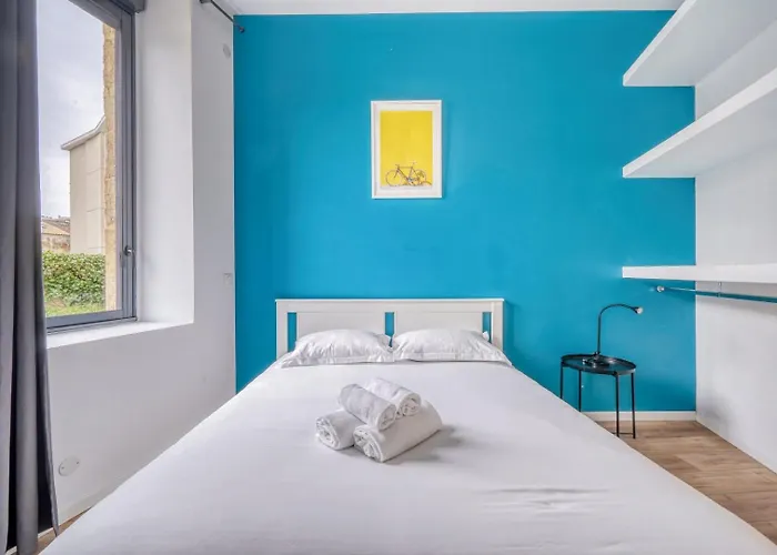 Bel Appt Climatise Et Renove Aux Chartrons Appartement *