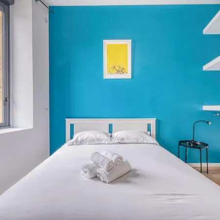 Bel Appt Climatise Et Renove Aux Chartrons Appartement *